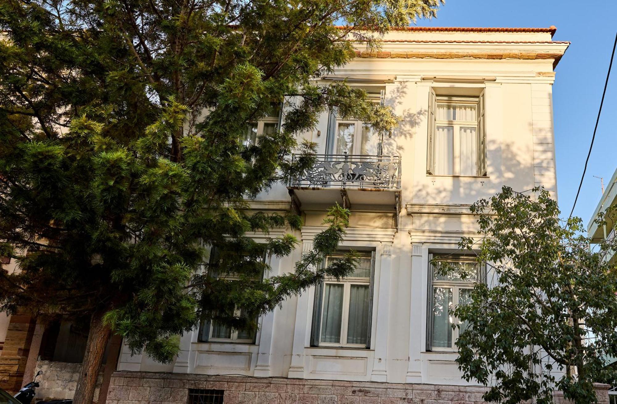 1906 Citygarden Holiday home Chios Town